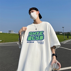 白色