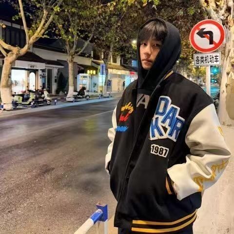 原潮植绒刺绣字母棒球服2025年春季新款百搭帅气外套夹克图片