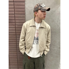 米白色