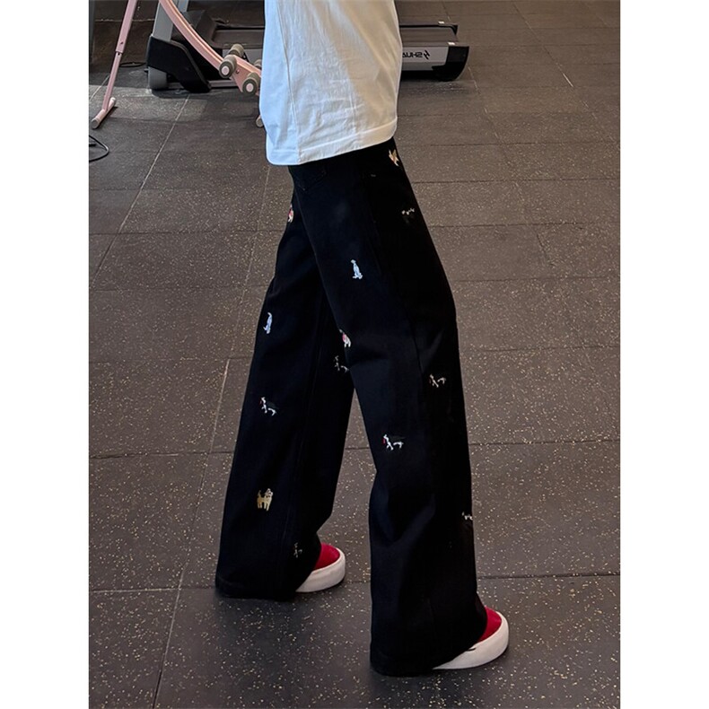 黑色线条小狗刺绣弯刀牛仔裤男款美式高街vibe裤子直筒显瘦微喇裤,男装牛仔裤,星座610A