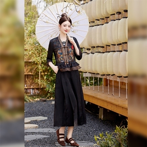 民族风刺绣V领漂亮套装女2025夏装时尚年轻复古改良汉服两件套裙图片