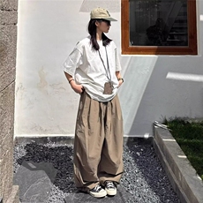 卡其色
