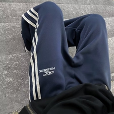 蓝色