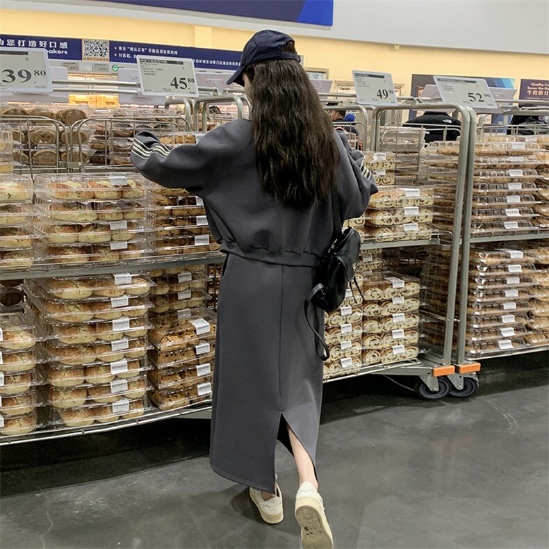 灰色休闲运动卫衣女2025春秋季新款韩系减龄显瘦半身裙,女装西装,一九零