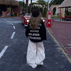 M617-P62牛仔裤女潮流街舞街头滑板高街时尚个性潮涂鸦新款，男装牛仔裤，电商B323A