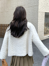 新品现货皮毛一体外套2C087-9283-P199-K279，女装短外套，2C087