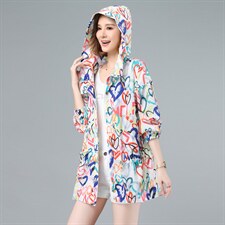 2022夏季新款时尚宽松连帽印花防晒衣薄外套，女装防晒衣，依倍林