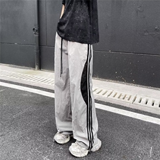 灰色