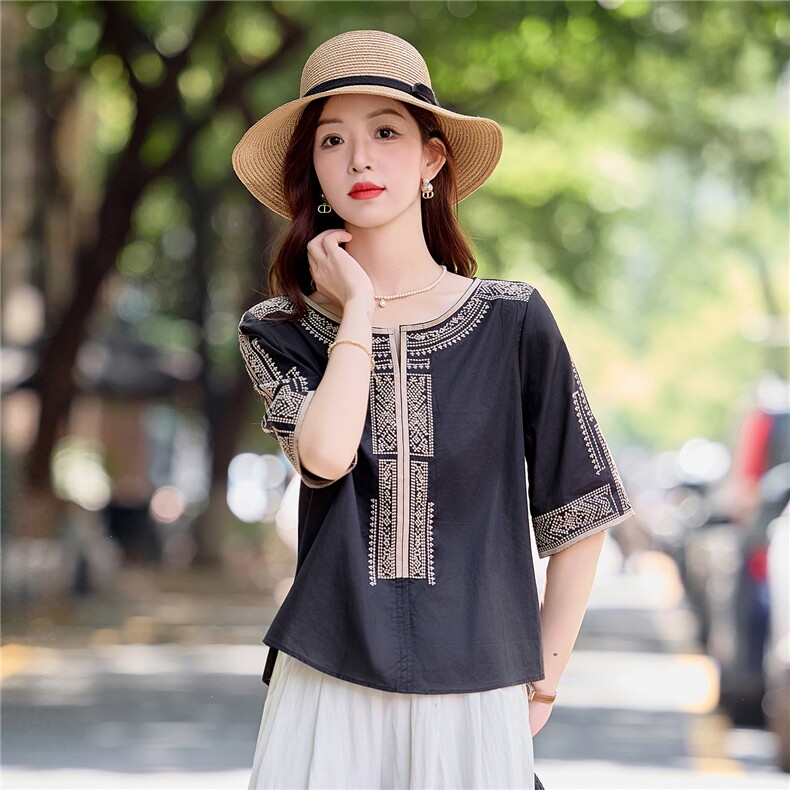 2025夏装新款棉麻套头重工绣花衬衣小衫，女装衬衫，依路服饰