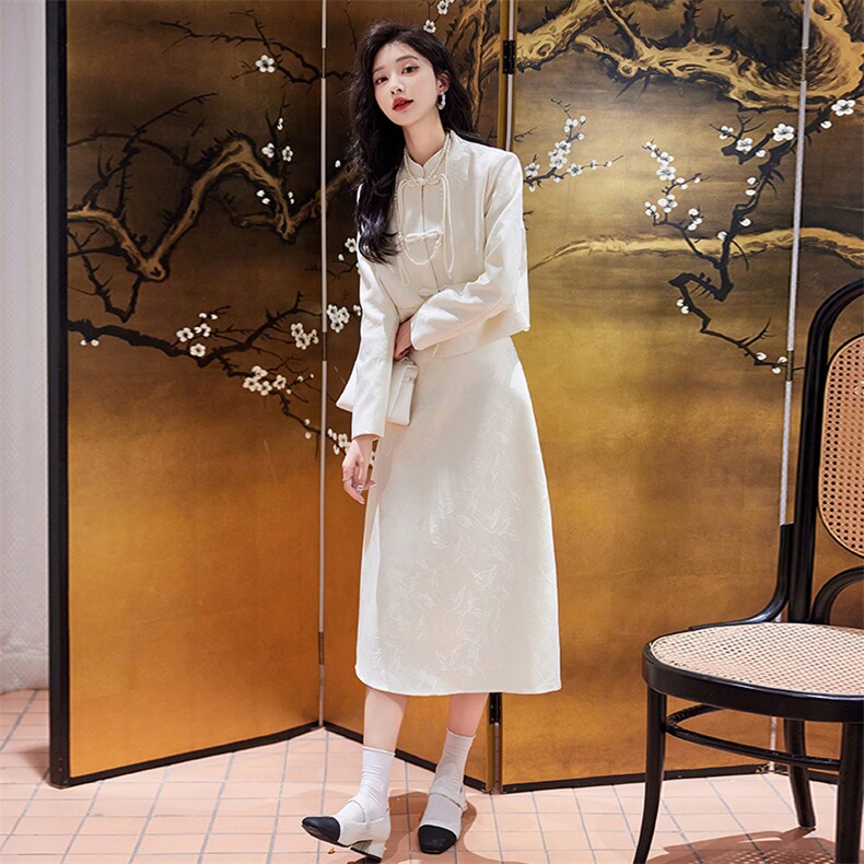 现货新中式2024年春装新款复古高级优雅气质重磅提花两件套女,女装套装/套裙,深水步