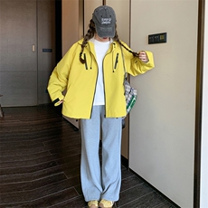黄色冲锋衣外套女2025春季新款韩系设计感小个子休闲百搭连帽夹克，女装短外套，2C176