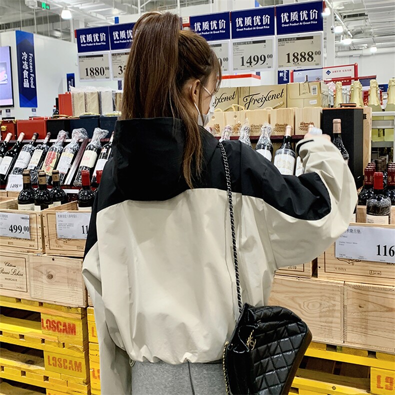 拼色连帽黑色工装外套女2024年春秋新款韩版设计感小个子夹克上衣,女装短外套,2C056