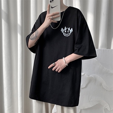 黑色