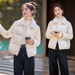 现货2026冬装新款时尚风羽绒服外套中式提花保暖女人味显瘦韩版图片