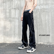 黑色