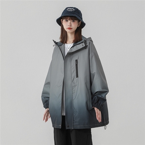 中性风山系防水冲锋衣渐变色夹克女聚酯纤维JK77088P85控128,夏季风衣男搭配图片图片