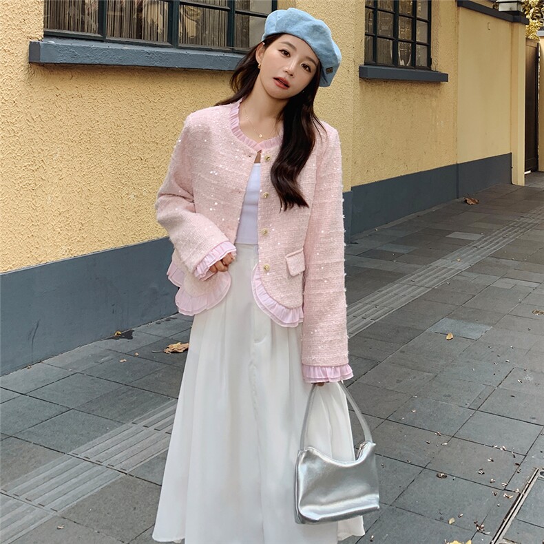 独特精致粉色短款小香风外套女春秋超火好看漂亮高级千金夹克上衣,女装短外套,浙宝305