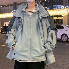 浅蓝色