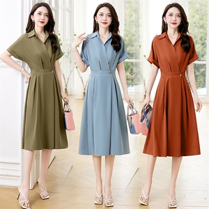 2023年夏季新款时尚气质优雅中长款显瘦连衣裙，女装连衣裙，鑫鑫美