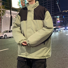 军绿色