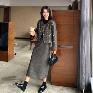档口现货2025新款冬装女装重工小香风加棉套装8060-p205-k308图片