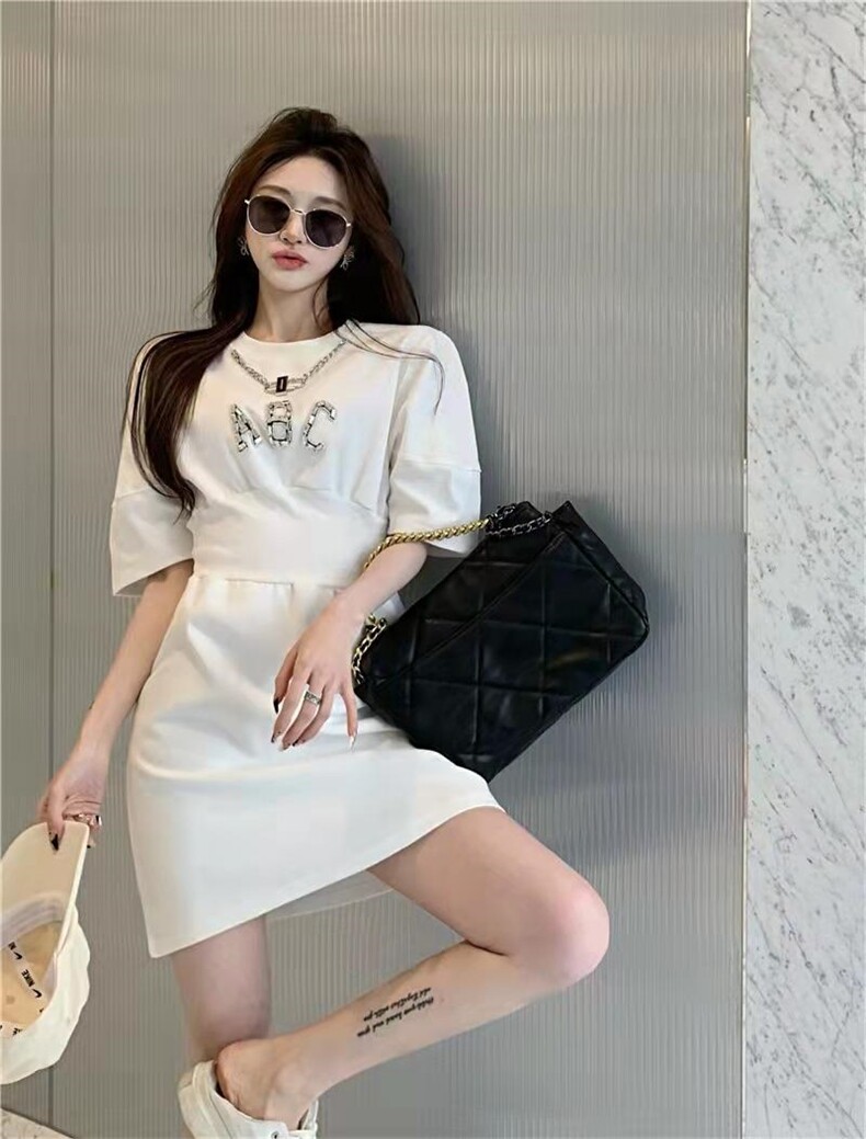 夏季新款休闲重工连衣裙，女装连衣裙，格瑞琪