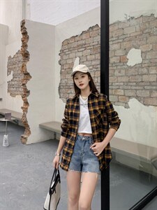 格子衬衣图片