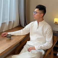 白色