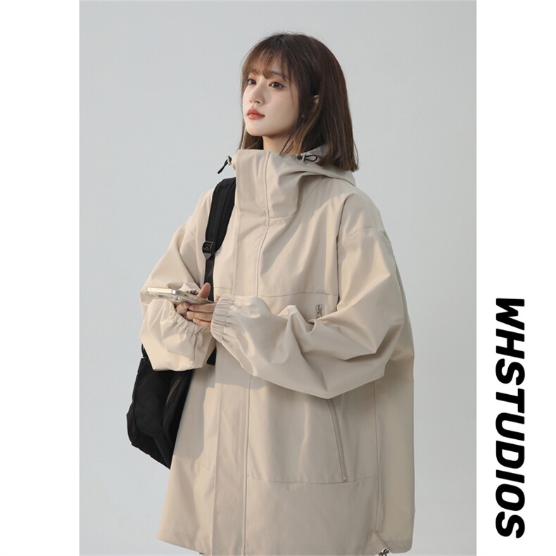 集团红色连帽冲锋衣外套男生春季新款户外宽松大码夹克，女装风衣，电商A141