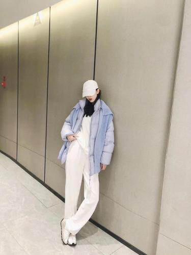 超有设计感的一款经典羽绒衣！现货，女装，2050