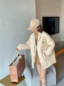 拼时尚潮流羽绒服图片