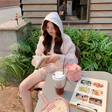 粉色连帽防晒衣套装女2025夏季新款超好看减龄刺绣上衣短裤两件套，女装套装/套裙，2C107
