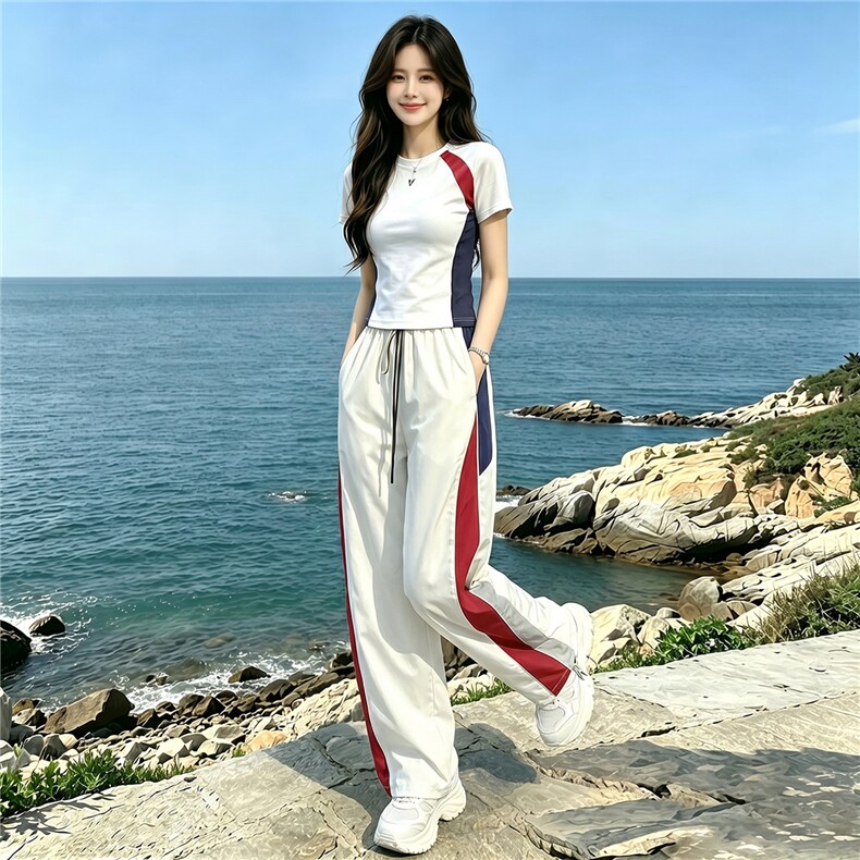 潮流时尚休闲运动套装女夏季新款显瘦竖纹圆领短袖上衣长裤两件套图片
