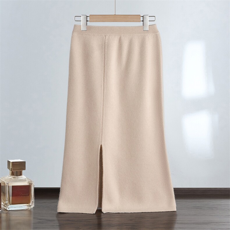 25年秋冬新款女士针织宽松四平工艺前开叉A字摆裙羊绒裙时尚百搭，女装半身裙，达齐羊绒