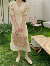 【现货】夏季新款雪纺碎花连衣裙显瘦百搭不挑人，女装连衣裙，奥瑾