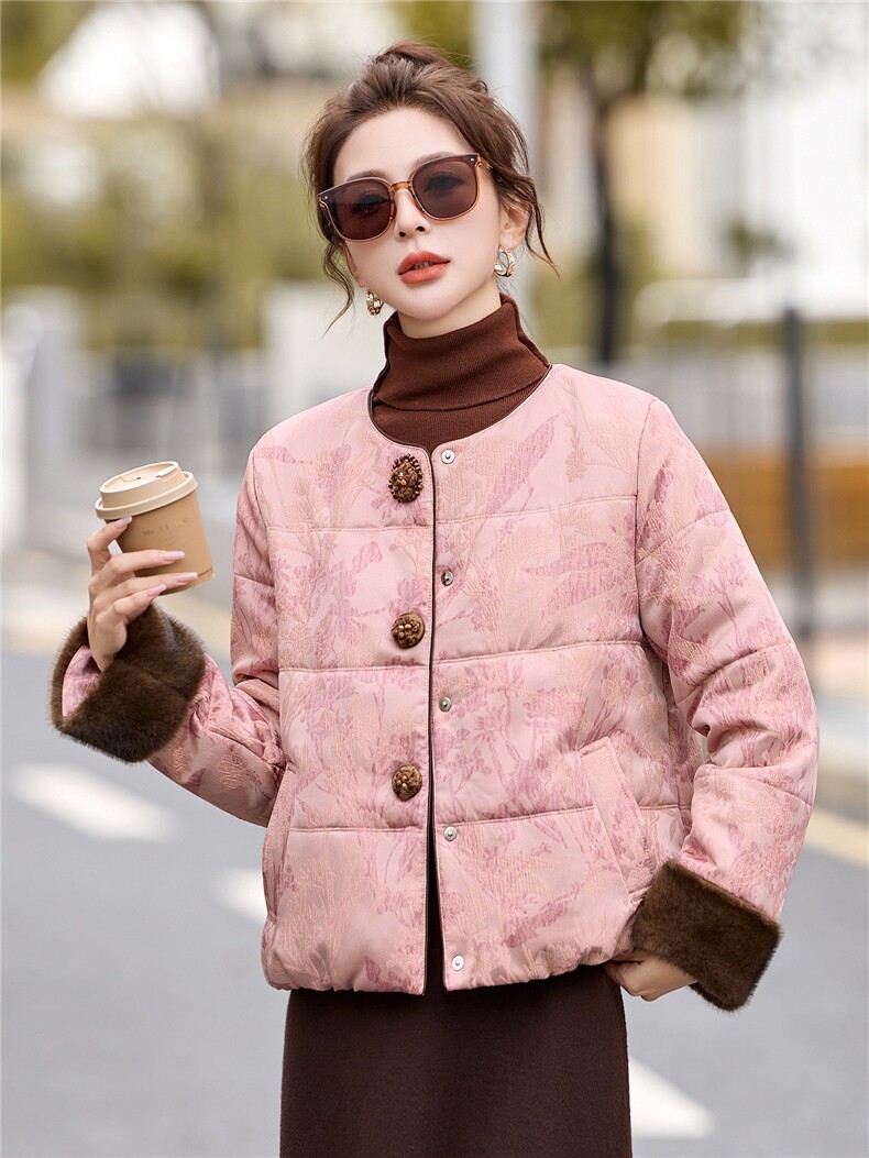 提花棉服外套女2025年秋冬新款气质高级绵羊毛填充小个子短款加厚,女装棉衣/棉服,拾衣