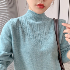 水绿色