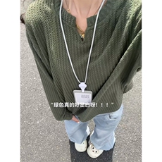 军绿色