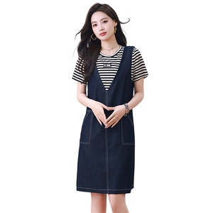 时尚显瘦条纹牛仔背带连衣裙 夏季新款百搭减龄女装图片