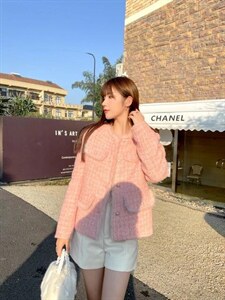 小香风羽绒服图片