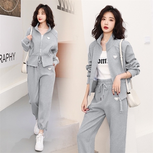 2022年春装新款克莱因蓝休闲运动服卫衣套装女网红两件套图片