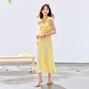 夏季新款现货！2026新中式重工刺绣植物花卉马甲+吊带连衣裙套装图片