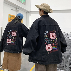 黑色