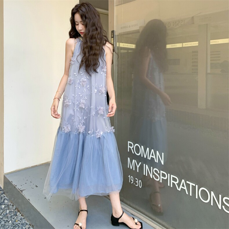 蓝色网纱立体花朵挂脖连衣裙女2025夏季新款超仙绝美度假风长裙潮,女装连衣裙,2C266