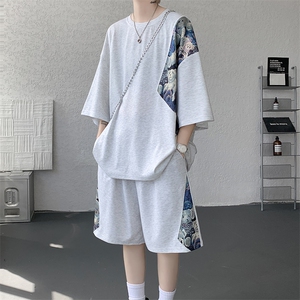 TZ792-特批50  控98 夏季冰丝潮流大码小熊撞色短袖短裤套装男图片