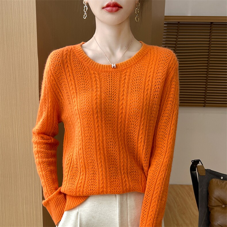时尚百搭橙色圆领羊毛衫秋冬必备显瘦保暖针织衫，女装羊毛衫，邓利维
