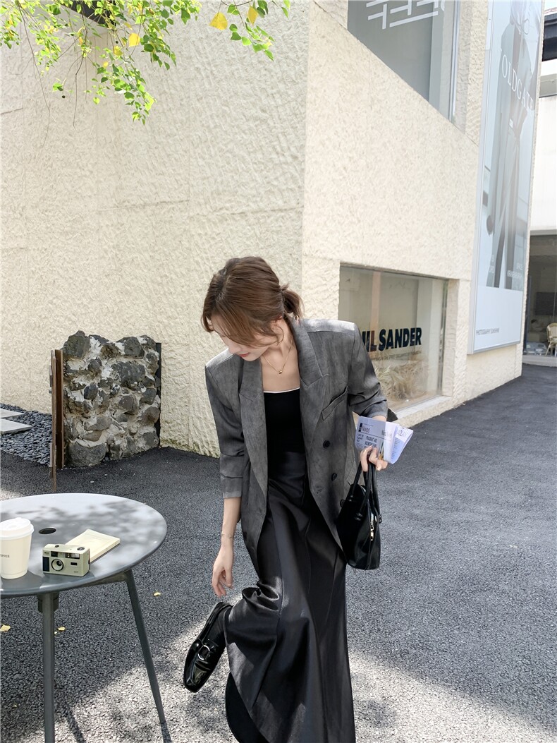 灰色西装外套两件套2025秋季高级感宽松休闲西服吊带裙时尚套装，女装套装/套裙，2C088