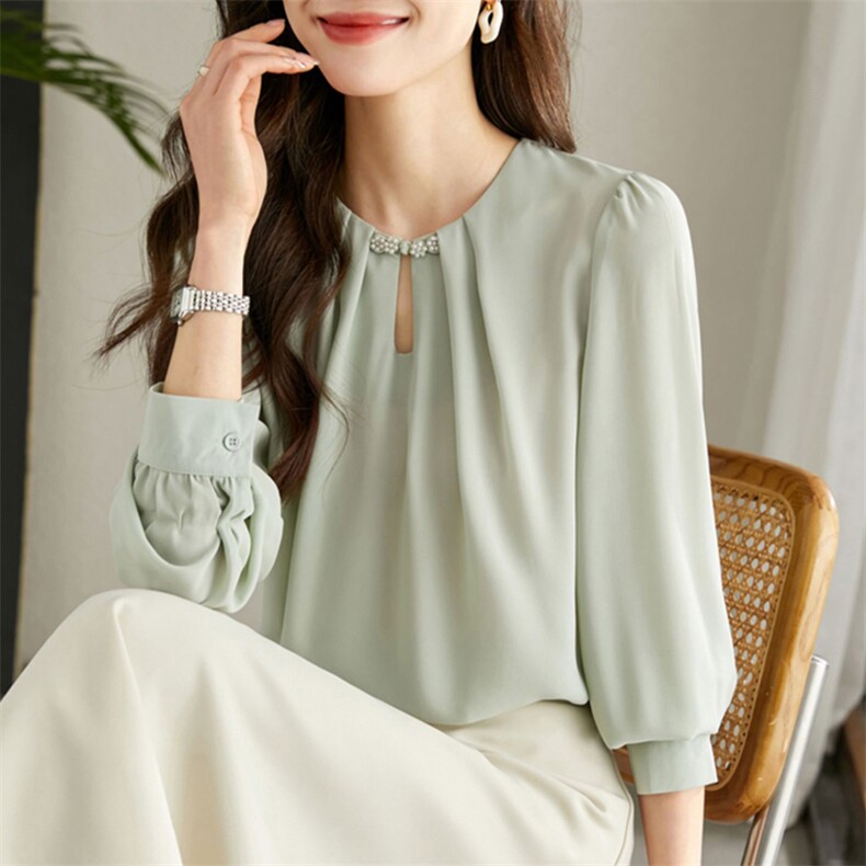 春季新款时尚减龄长袖套头小衫韩版气质百搭钉珠设计感衬衫，女装衬衫，美吧服饰