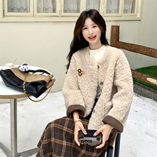 ，数据好。羊羔毛皮毛一体外套8876P195K298，女装棉衣/棉服，2C201