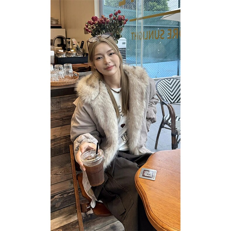 现货高品质美式高街冬季重磅硬挺短款座山雕毛领棉衣男女加厚外套，男装棉衣，电商A486